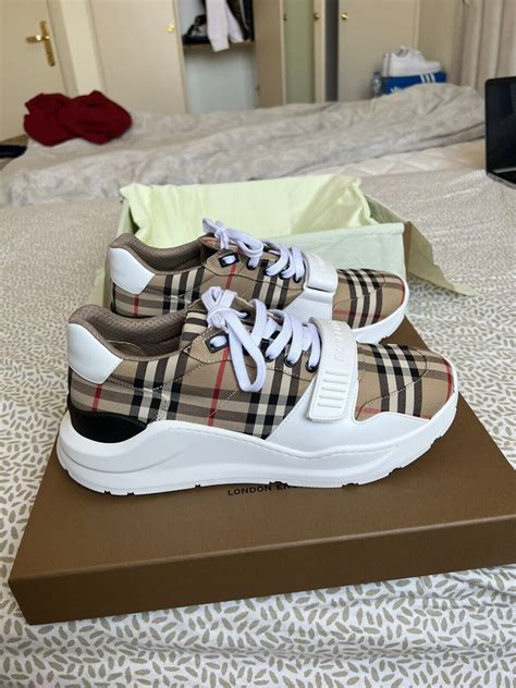 padded classic Burberry sneakers men